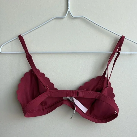 Victoria Secret Bralette - Picture 2 of 2